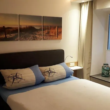 Apartment Ankerplatz Am Suedstrand, Mit 2 Schlafzimmer Und Eigenen Strandkorb